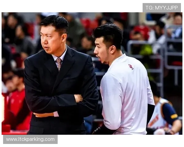 王治郅的传奇人生与中国篮球辉煌岁月深度解读