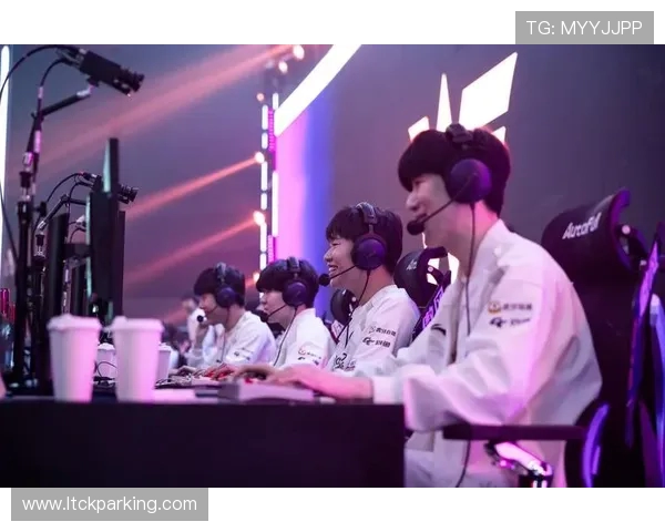 JDG战术引发热议:英雄联盟赛场上的策略争论与反思 JDG战术引发热议:英雄联盟赛场上的策略争论与反思