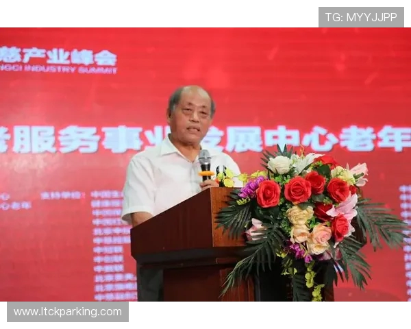 与杨强的深度对话：回顾他的足球生涯与未来展望