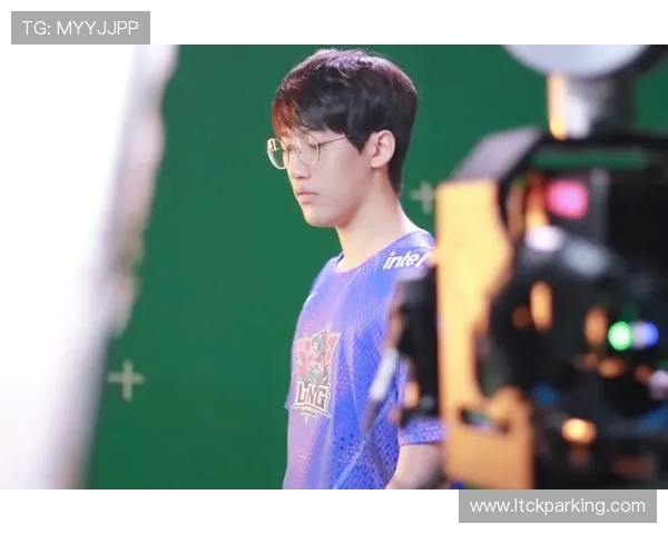 和平精英热议：LNG战队实力究竟如何引发玩家广泛讨论与争议