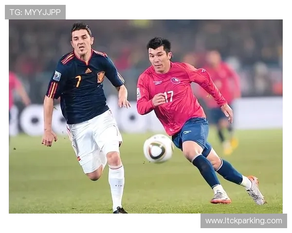 西班牙足球联赛特别报道：球队奋斗历程与荣耀背后的故事