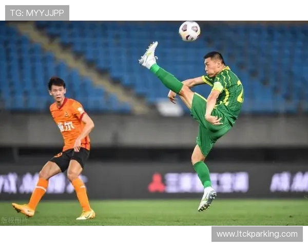 东北联与高阿的激烈对决引发球迷热议赛季前景分析与展望